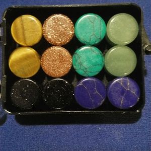 Semi-precious stones plugs, tunnels. 6 pairs, half inch.Urban body brand.